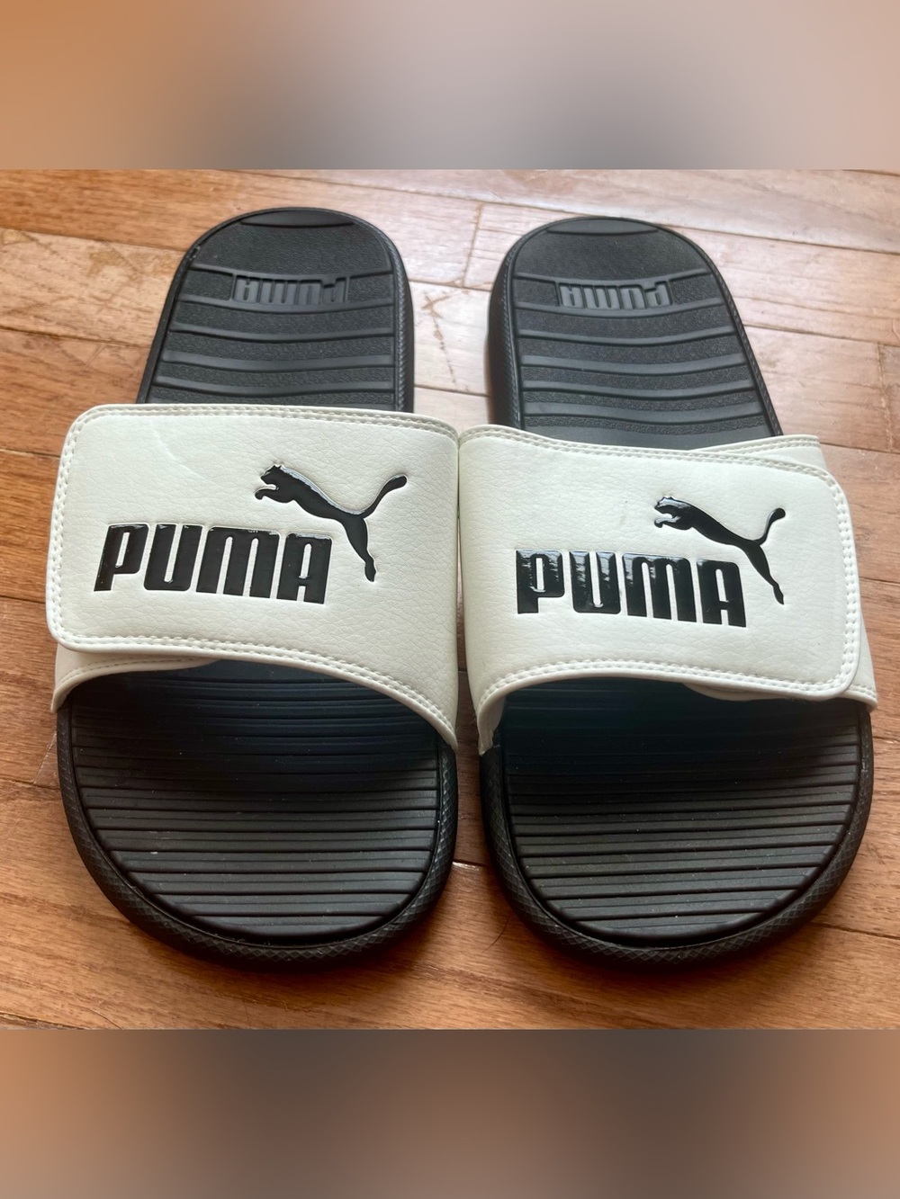 Like New - Puma Cool Cat 2.0 Slide